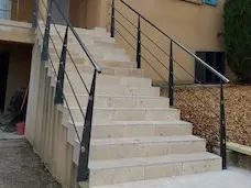 Garde-corps sur mesure pour escalier extérieur à Valence-ADF26