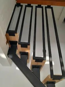 Garde-corps escalier métallique sur mesure réalisé en Drôme par ADF26